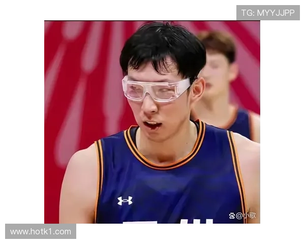 周琦家冰箱里塞满蛋白粉，邻居以为他开健身房