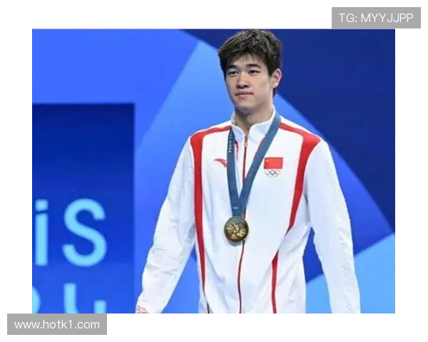 潘展乐家里哪来的稳稳几百万？赛场上气场全开，生活竟然这么低调？